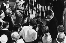 Anzünden der Kerze, ÖRK, 1968